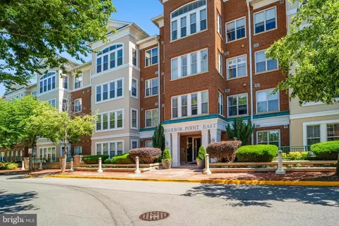 440 Belmont Bay Dr #406, Woodbridge, VA 22191