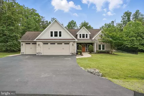 16009 Roland Park Pl, Gainesville, VA 20155