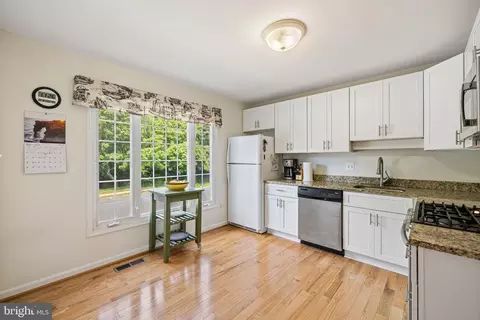 7433 Colton Ln, Manassas, VA 20109 photo 12