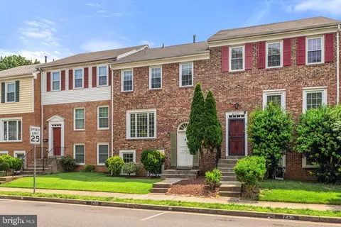 7433 Colton Ln, Manassas, VA 20109 photo 4