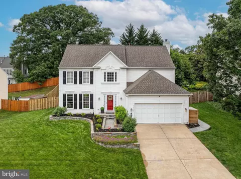 12722 Purdham Dr, Woodbridge, VA 22192