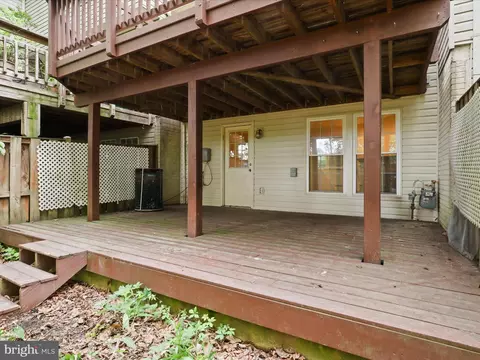 Exterior - 10612 Winfield Loop, Manassas, VA 20109 photo 5 of 8