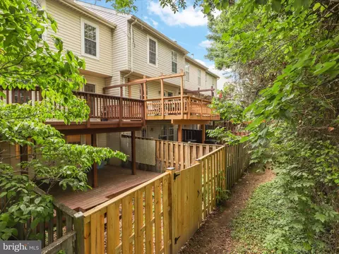 Exterior - 10612 Winfield Loop, Manassas, VA 20109 photo 6 of 8
