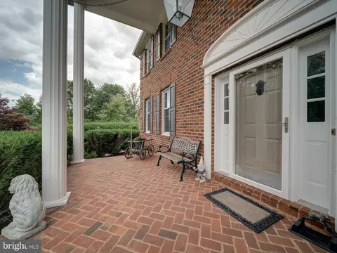 Exterior - 4387 Stepney Dr, Gainesville, VA 20155 photo 3 of 14