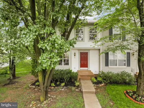 14282 Newbern Loop, Gainesville, VA 20155 photo 2