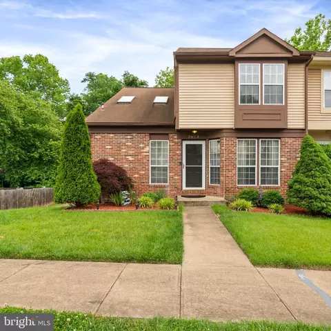 3653 Crows Nest Pt, Triangle, VA 22172