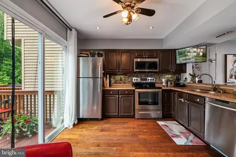 3653 Crows Nest Pt, Triangle, VA 22172 photo 10