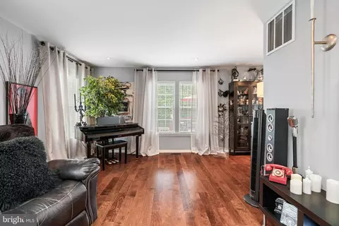 3653 Crows Nest Pt, Triangle, VA 22172 photo 7