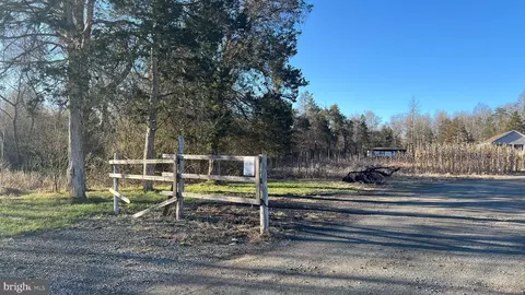 4819 Sudley Rd, Catharpin, VA 20143 photo 3