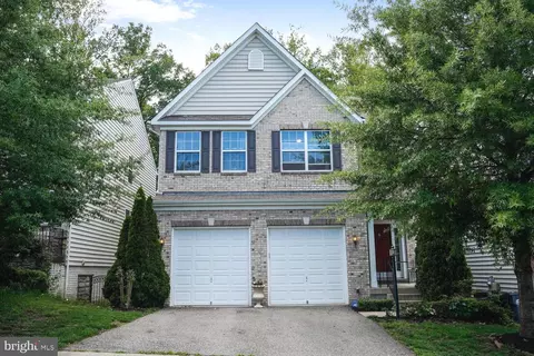 3441 Eagle Ridge Dr, Woodbridge, VA 22191