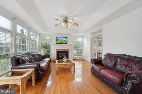 3663 Thomasson Crossing Dr, Triangle, VA 22172 photo 15