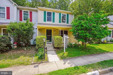 4310 Jonathan Ct, Dumfries, VA 22025