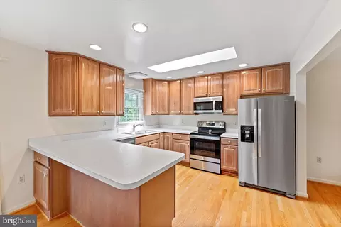 5715 Artemus Rd, Gainesville, VA 20155 photo 11