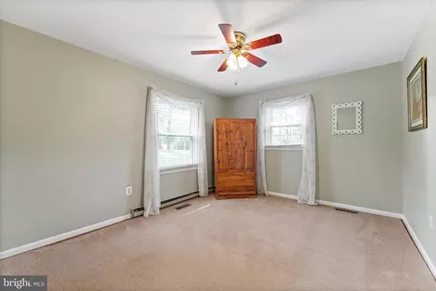 5715 Artemus Rd, Gainesville, VA 20155 photo 21
