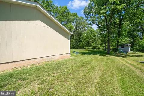 5715 Artemus Rd, Gainesville, VA 20155 photo 34