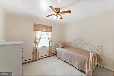 5715 Artemus Rd, Gainesville, VA 20155 photo 23