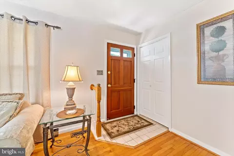 5715 Artemus Rd, Gainesville, VA 20155 photo 6