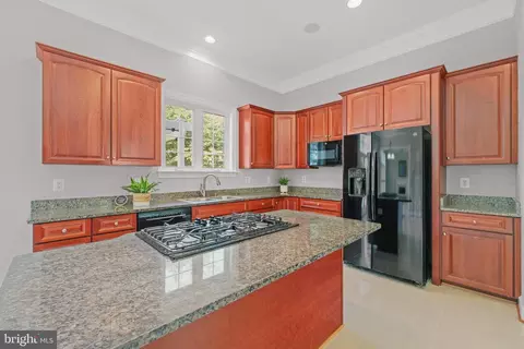 4054 Sapling Way, Triangle, VA 22172 photo 8