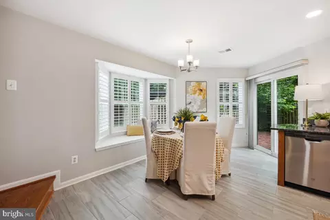 8501 Coronation Ln, Bristow, VA 20136 photo 11