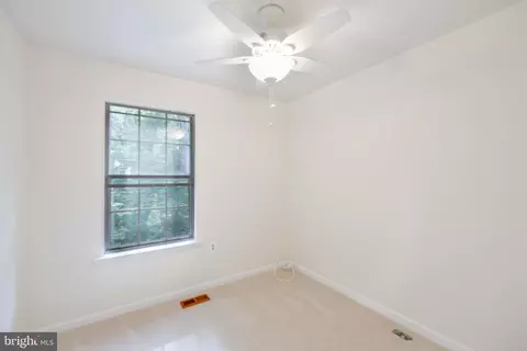 15232 Streamside Ct, Dumfries, VA 22025 photo 37