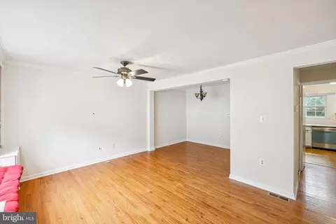 15232 Streamside Ct, Dumfries, VA 22025 photo 3
