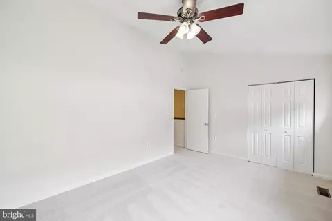 15232 Streamside Ct, Dumfries, VA 22025 photo 32