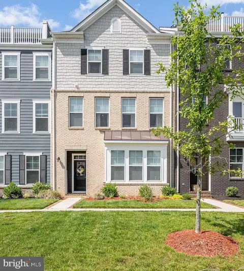 1486 Meadowlark Glen Rd, Dumfries, VA 22026