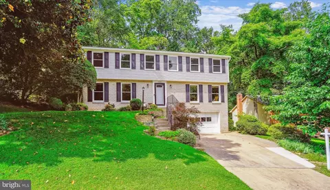 15894 Northgate Dr, Dumfries, VA 22025