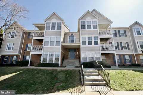 3630 Sherbrooke Cir #203, Woodbridge, VA 22192
