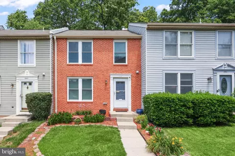 3949 Sunny Brook Ct, Woodbridge, VA 22192