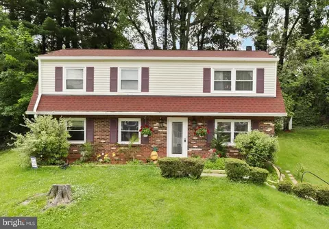 4807 Kempair Ct, Woodbridge, VA 22193