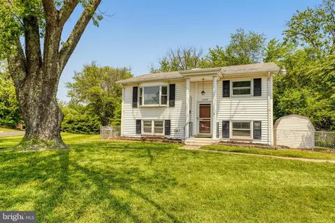 3497 Forestdale Ave, Woodbridge, VA 22193