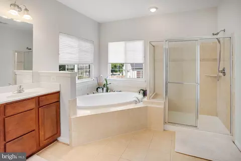 9226 Campfire Ct, Bristow, VA 20136 photo 32