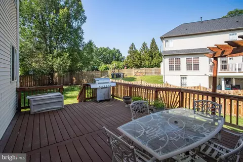 9226 Campfire Ct, Bristow, VA 20136 photo 4