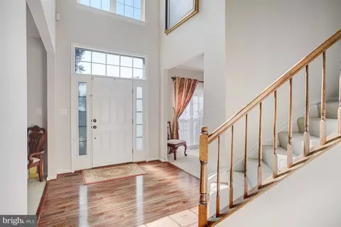 9226 Campfire Ct, Bristow, VA 20136 photo 8