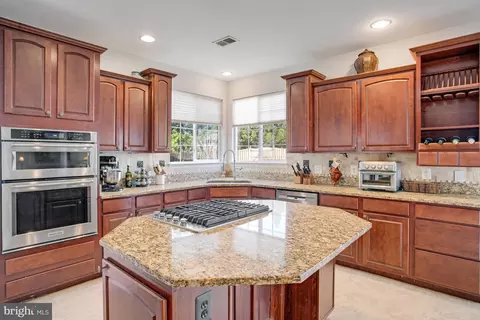 9226 Campfire Ct, Bristow, VA 20136 photo 16