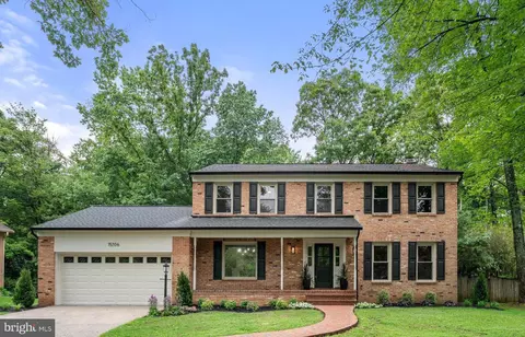 15706 Beacon Ct, Dumfries, VA 22025