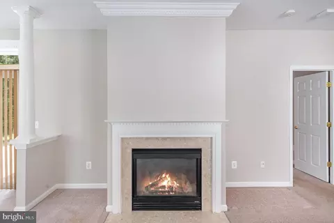 16073 Dancing Leaf Pl, Dumfries, VA 22025 photo 5