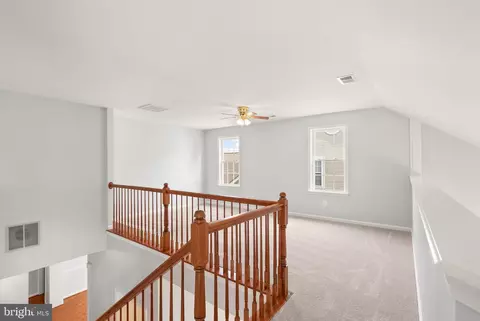Entry Way - 5943 Affirmed Pl, Gainesville, VA 20155 photo 9 of 11