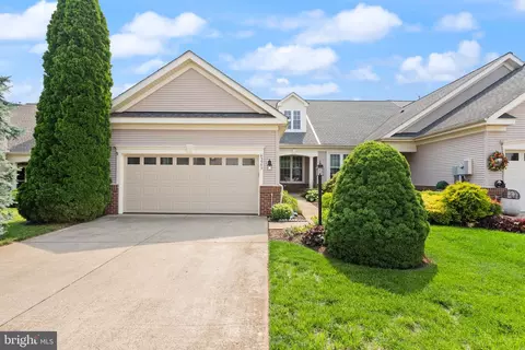 Exterior - 5943 Affirmed Pl, Gainesville, VA 20155 photo 3 of 17