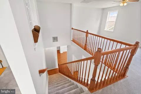 Entry Way - 5943 Affirmed Pl, Gainesville, VA 20155 photo 8 of 11