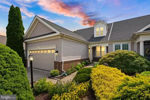 5943 Affirmed Pl, Gainesville, VA 20155