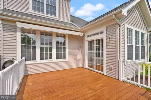 Exterior - 5943 Affirmed Pl, Gainesville, VA 20155 photo 8 of 17