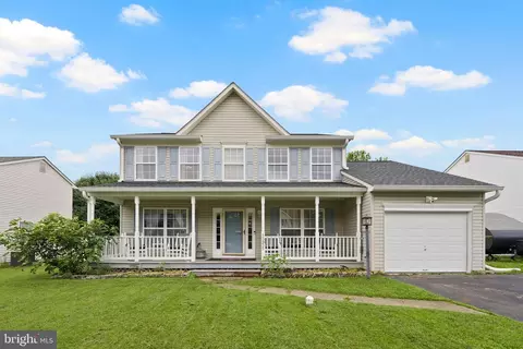 13937 Rexburg Ct, Woodbridge, VA 22193