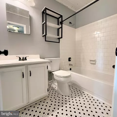8210 Vernon St, Manassas, VA 20109 photo 18