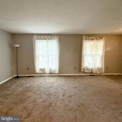 8210 Vernon St, Manassas, VA 20109 photo 6