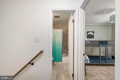 Entry Way - 7513 Bedford Rd, Manassas, VA 20109 photo 7 of 9
