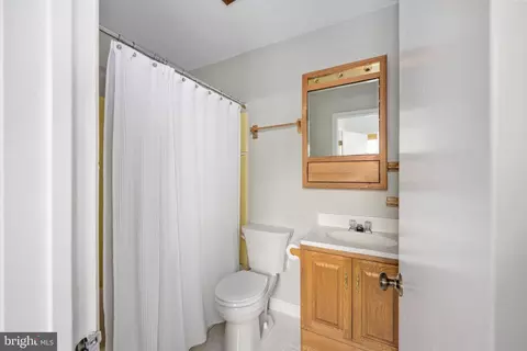 Bath - 7513 Bedford Rd, Manassas, VA 20109 photo 1 of 1