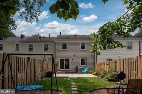 Exterior - 7513 Bedford Rd, Manassas, VA 20109 photo 6 of 10