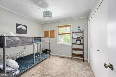 Bedroom - 7513 Bedford Rd, Manassas, VA 20109 photo 1 of 7